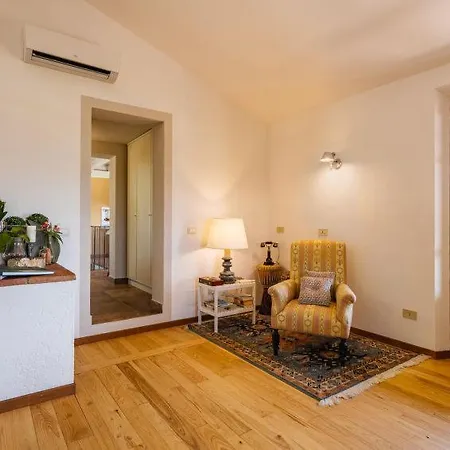 Il Pino Villa *